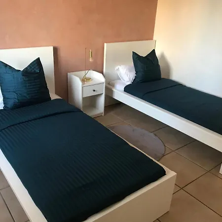 Apartment Privee Calme 15 Min A Pied Du Centre Parking Gratuit *