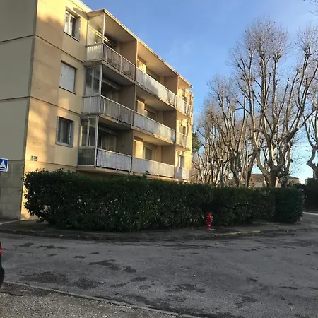 Privee Calme 15 Min A Pied Du Centre Parking Gratuit
